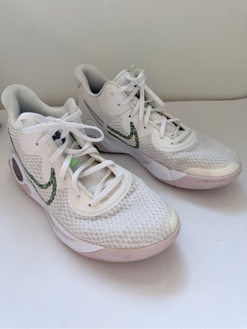 Nike KD Trey 5 Basketball Shoes | Size 10.5 | White & Pink | Kevin Durant